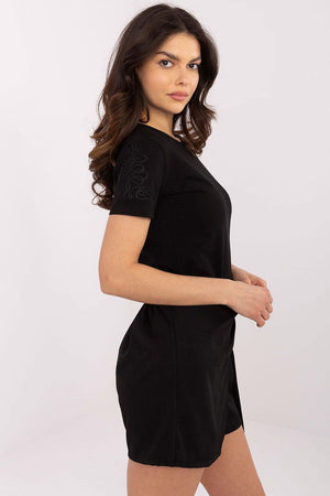 T-shirt model 210660 Relevance