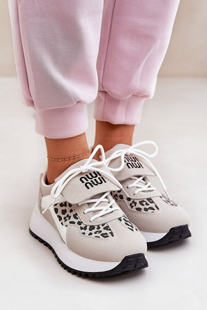 Sportovní boty na platformě model 211007 Step in style