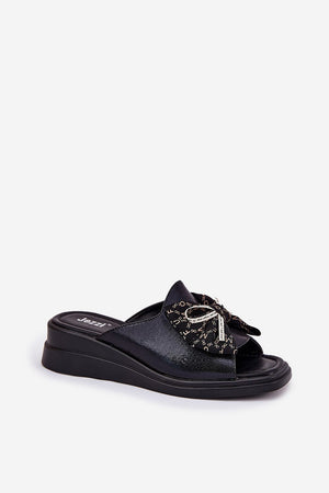 Pantofle model 211953 Step in style