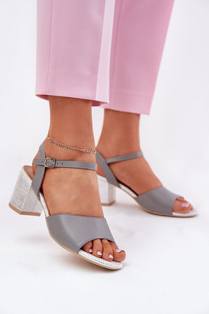 Sandály na podpatku model 213012 Step in style