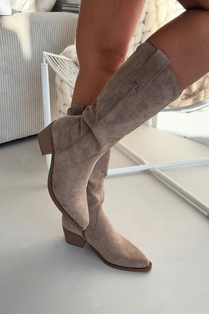 Kozačky na podpatku model 222529 Step in style