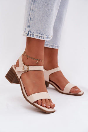Sandály na podpatku model 225112 Step in style