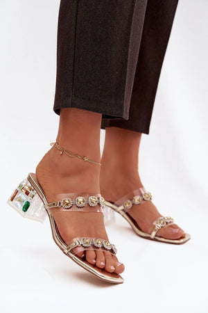 Klapky na podpatku model 225137 Step in style