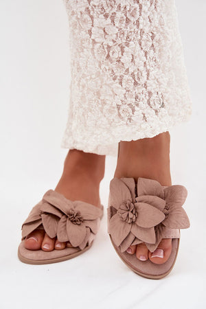 Pantofle model 225393 Step in style