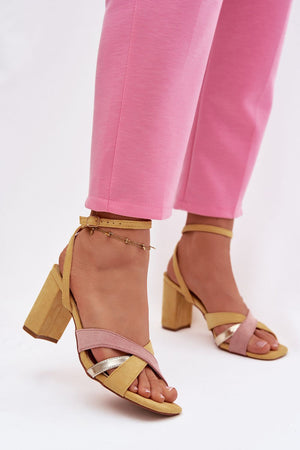 Sandály na podpatku model 226336 Step in style