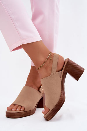 Sandály na podpatku model 227915 Step in style