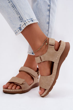 Bota na klínech model 228398 Step in style