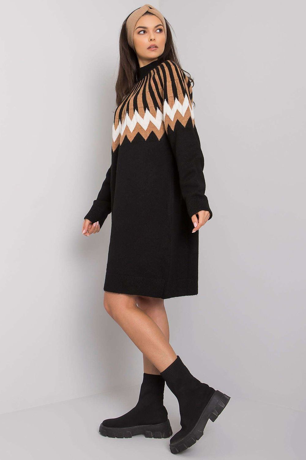  Denní šaty model 189296 Rue Paris 