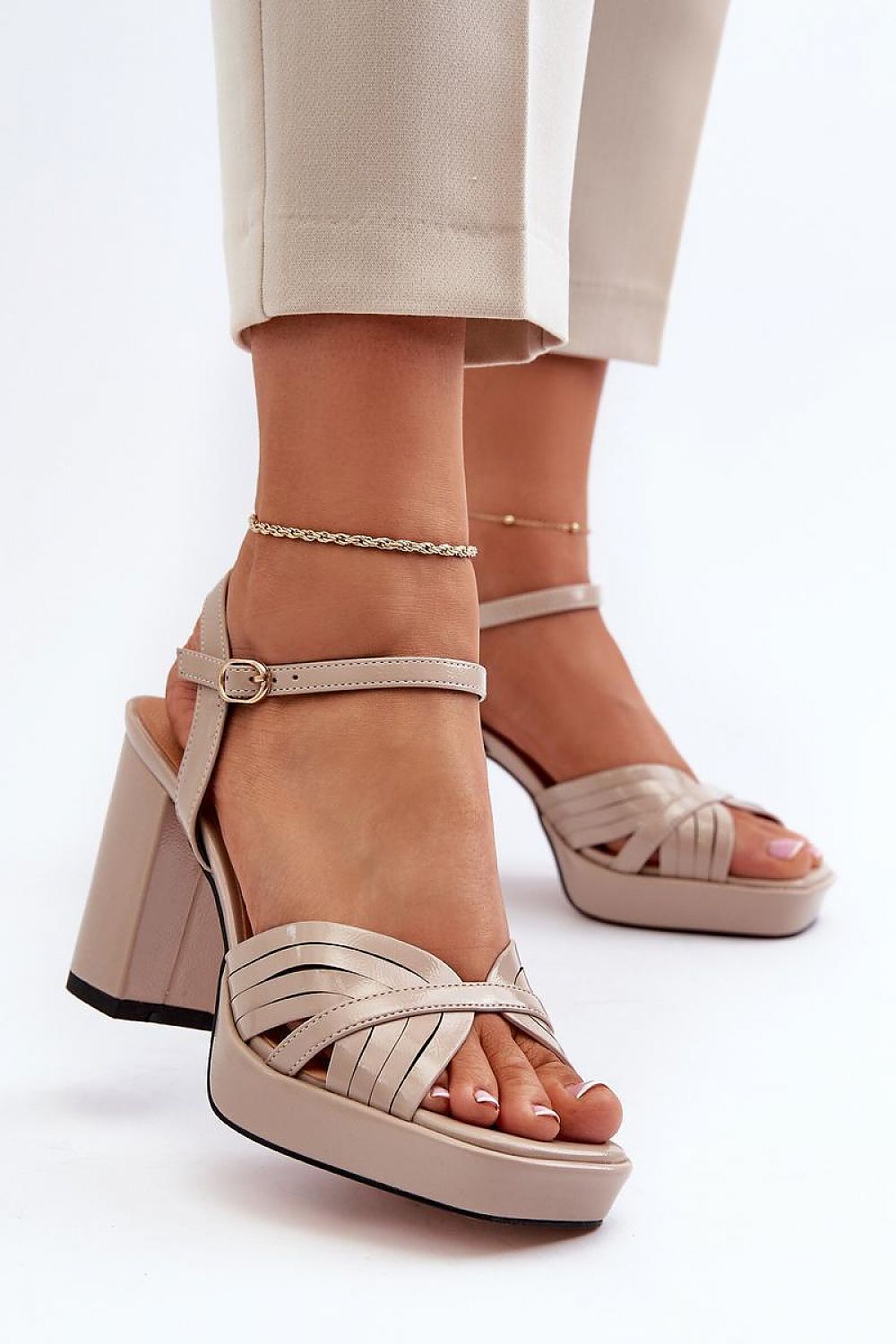  Sandály na podpatku  model 195544 Step in style 