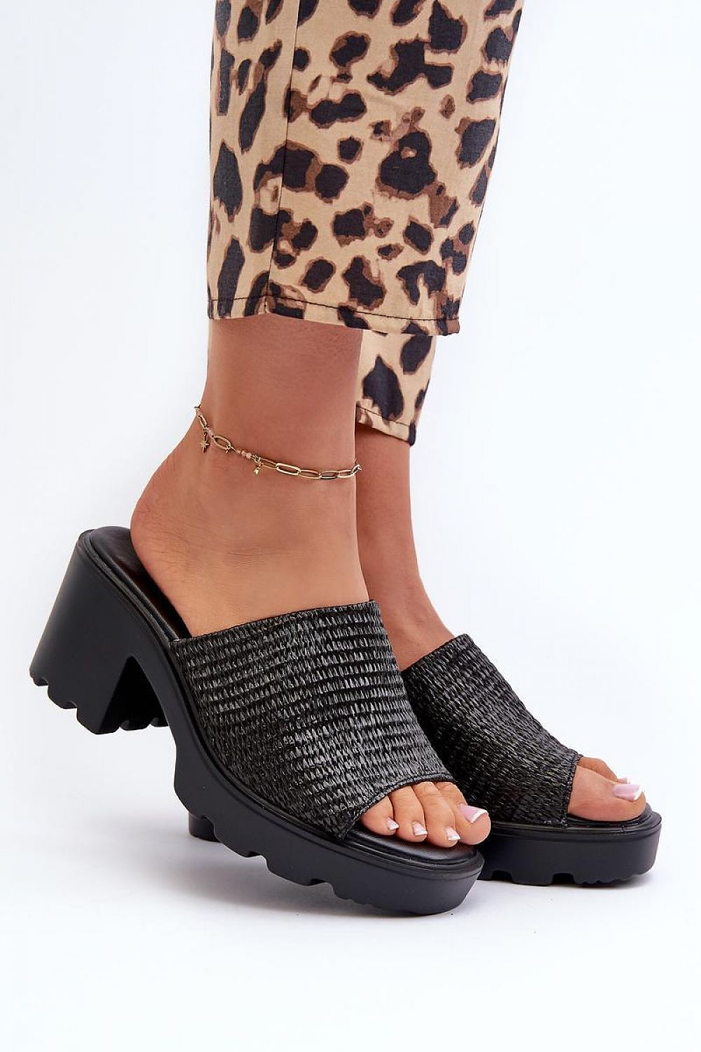  Pantofle  model 197723 Step in style 