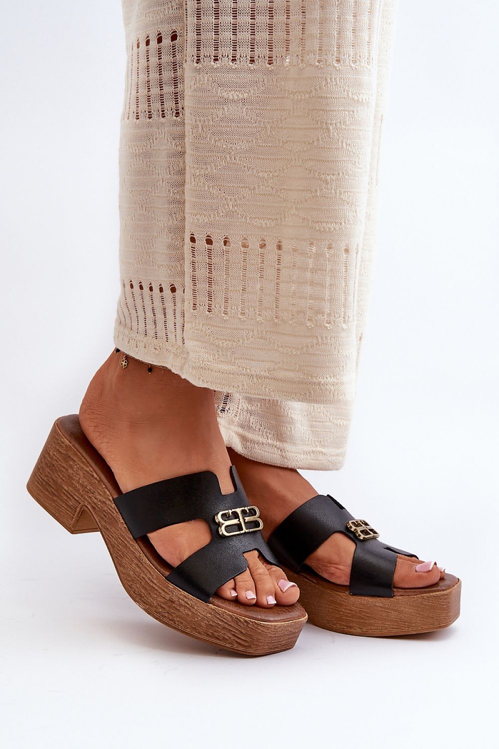  Pantofle  model 198267 Step in style 