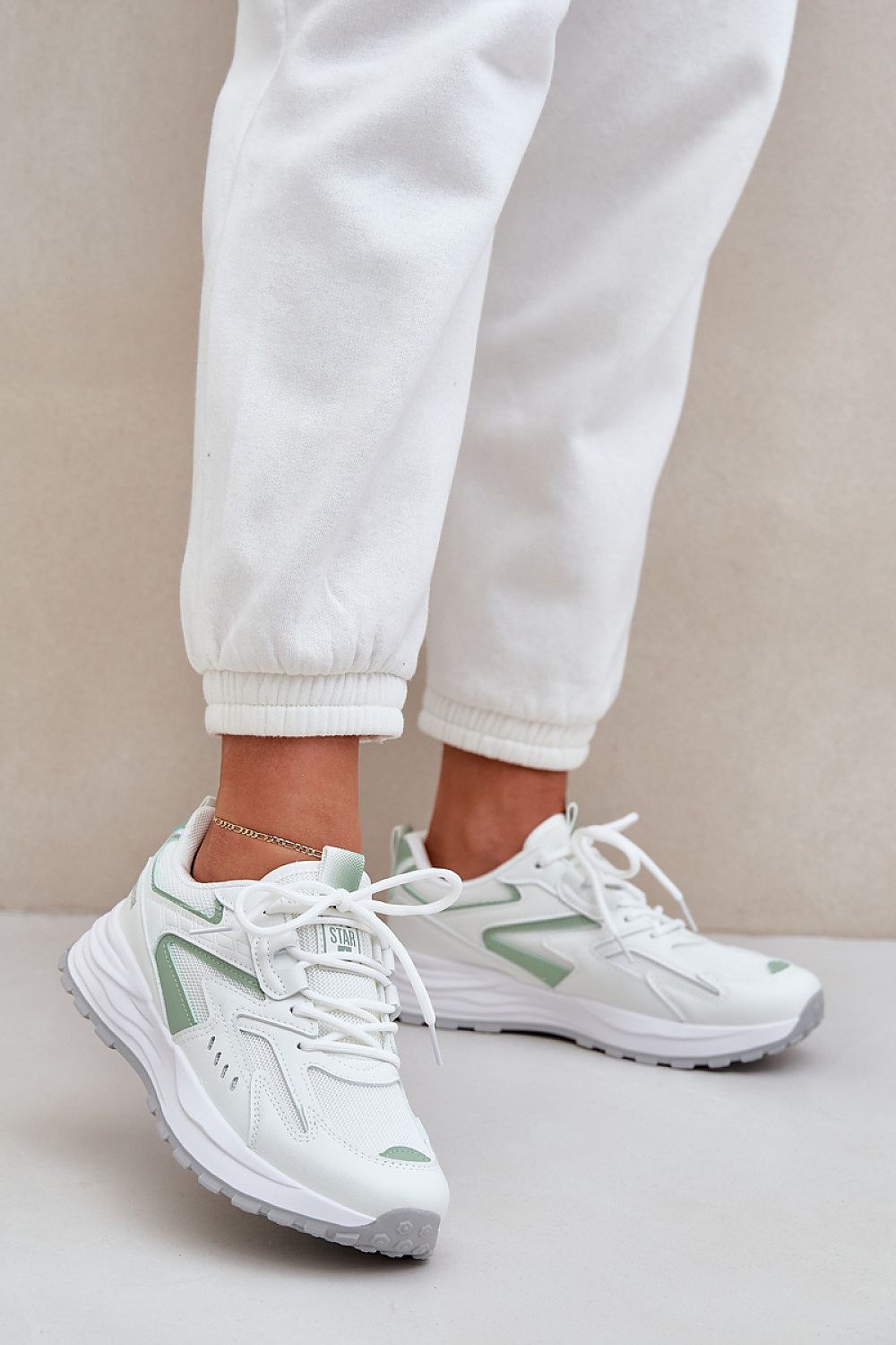  Sportovní obuv  model 209070 Step in style 