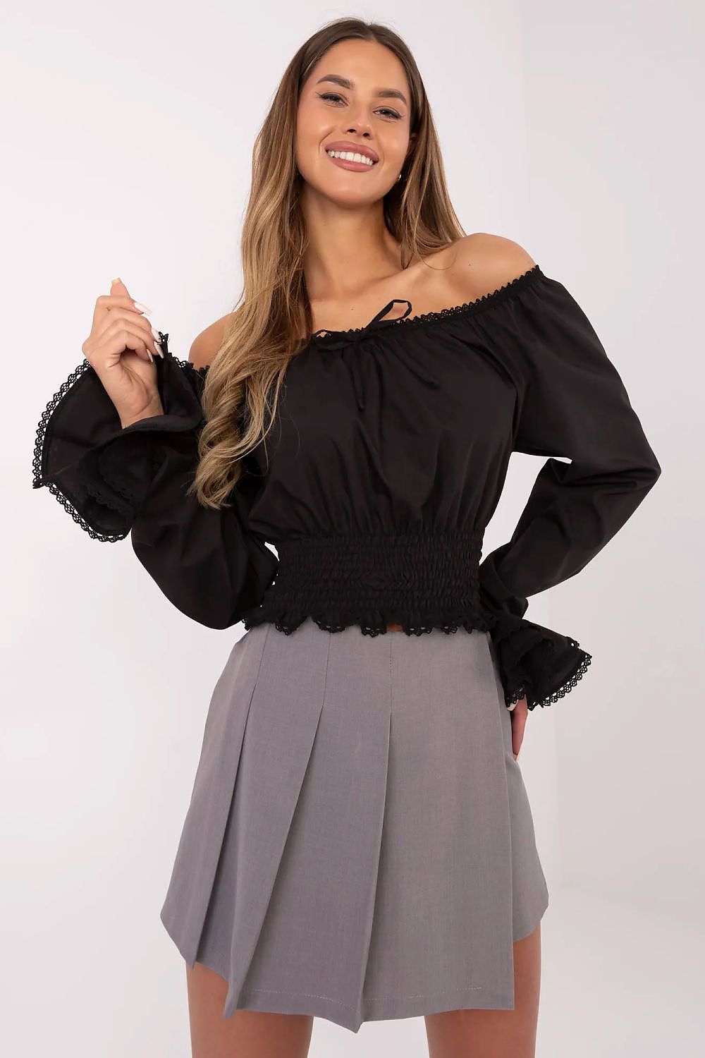  Kraťasy s sukňovou dolní částí model 209514 Italy Moda 