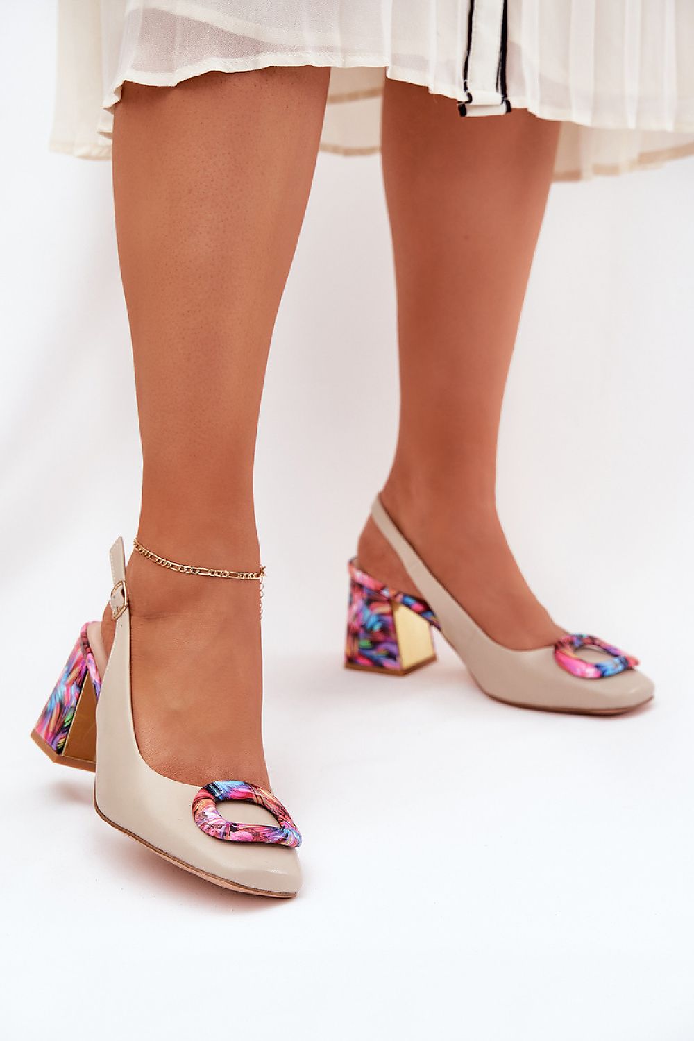  Sandály na podpatku  model 210693 Step in style 