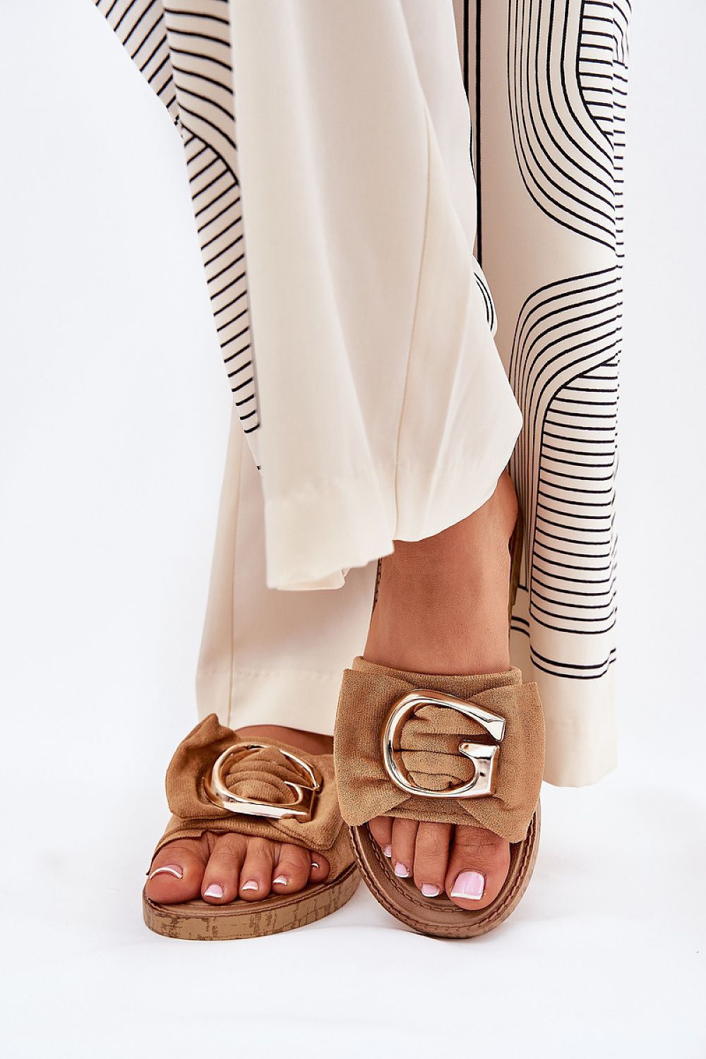  Pantofle  model 210747 Step in style 