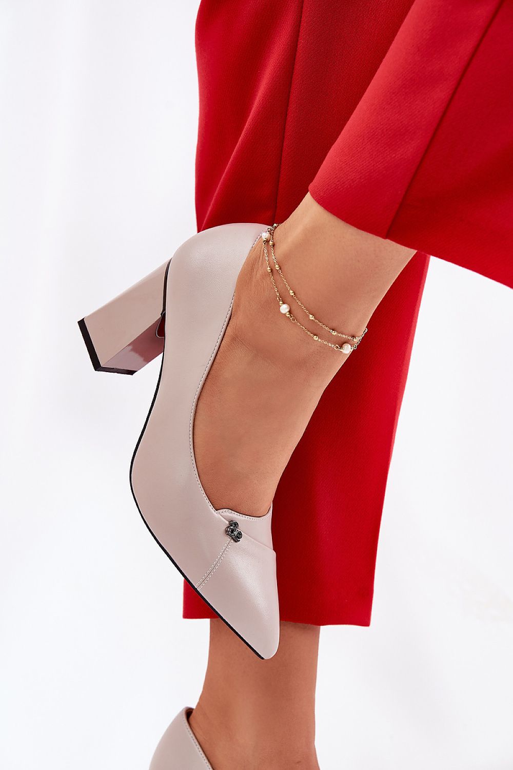  Lodičky na sloupku model 211982 Step in style 