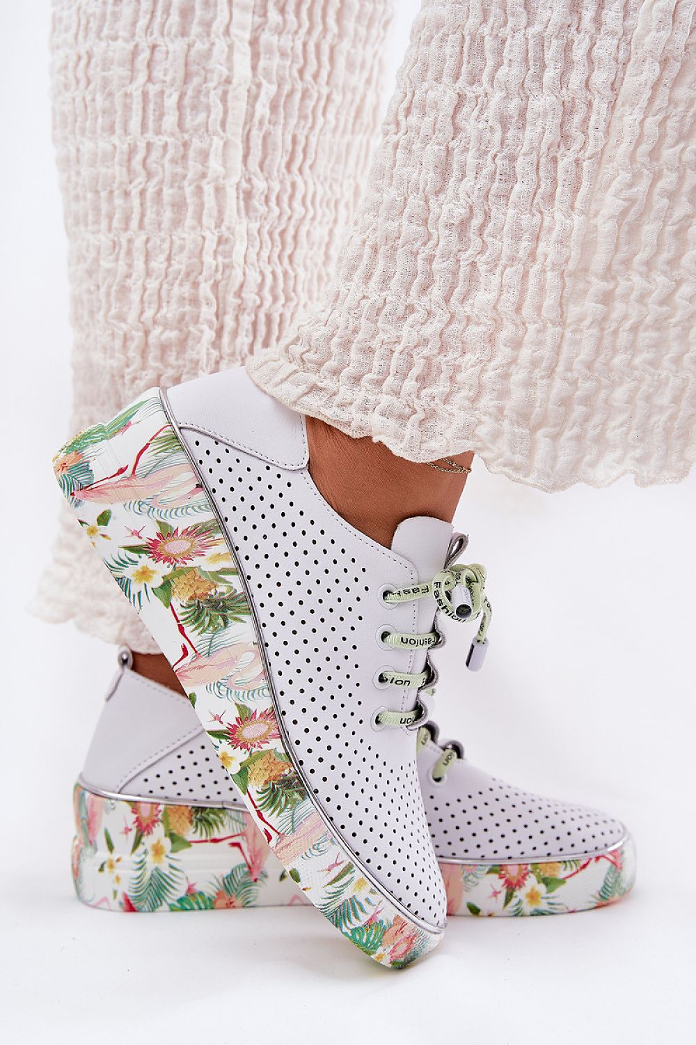  Polobotky  model 212555 Step in style 