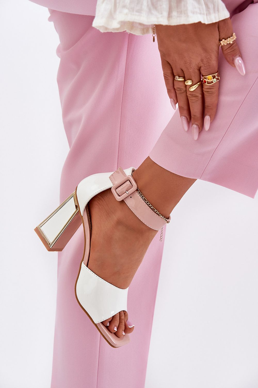  Sandály na podpatku  model 212823 Step in style 