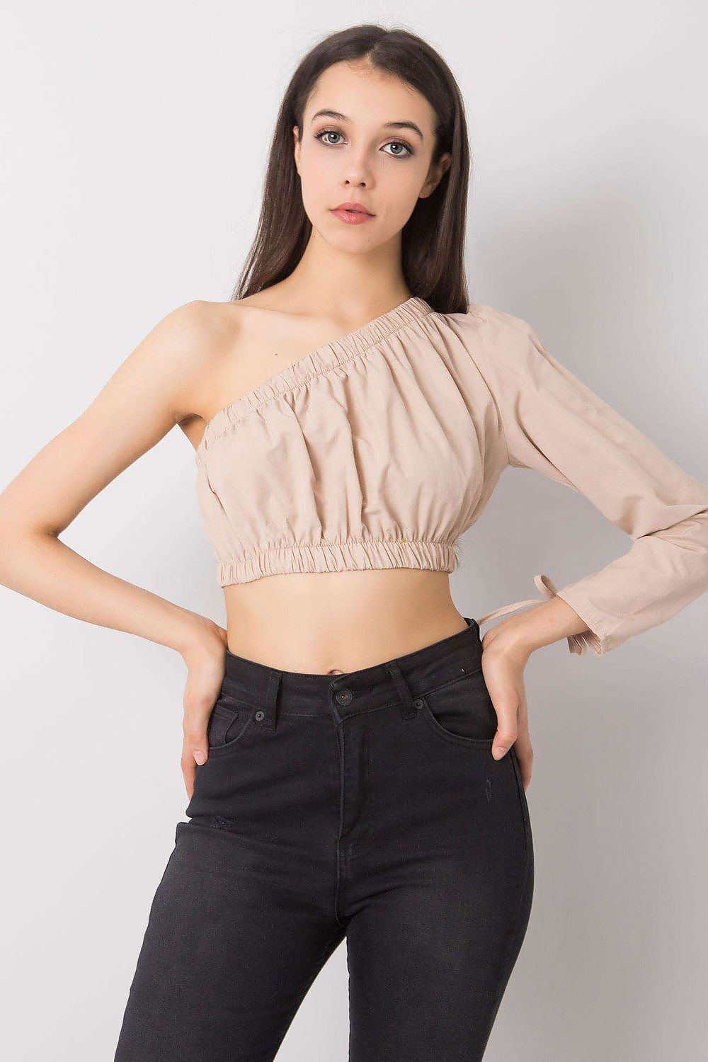  Halenka  model 215372 Rue Paris 