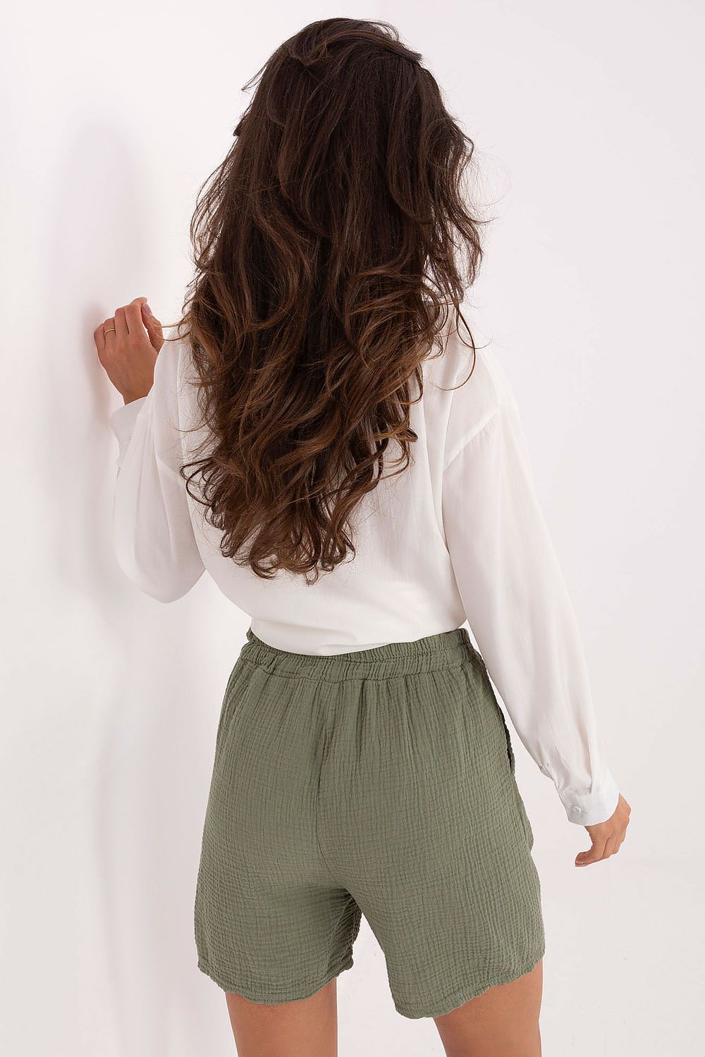  Kraťasy  model 216112 Italy Moda 
