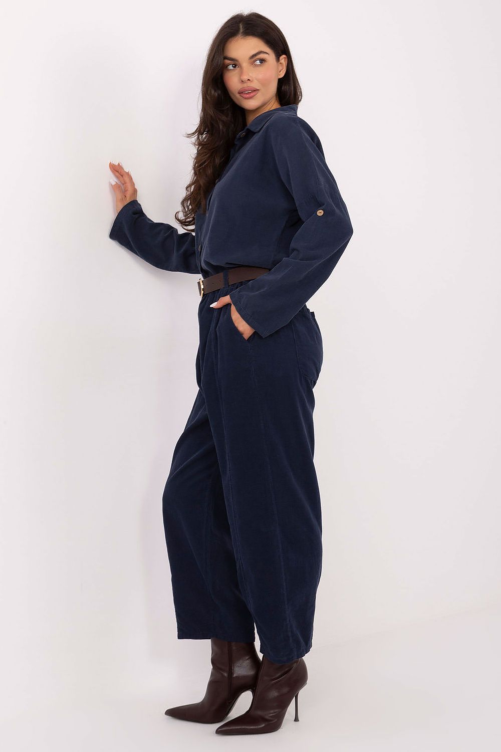  Kordové kalhoty model 220818 Italy Moda 