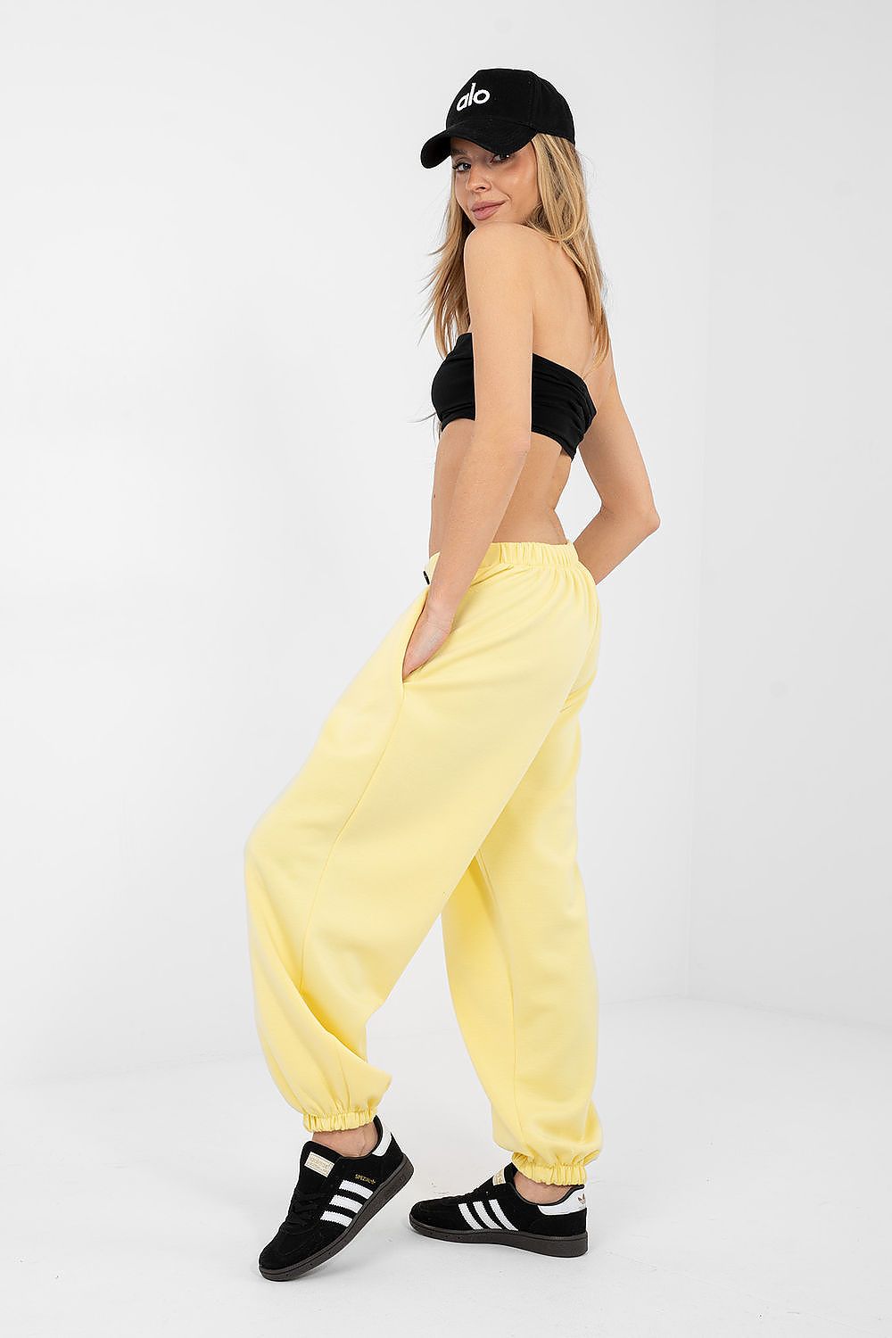  Teplákové kalhoty model 223750 Italy Moda 
