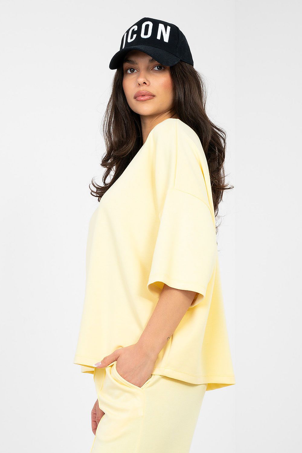  Halenka  model 224646 Rue Paris 
