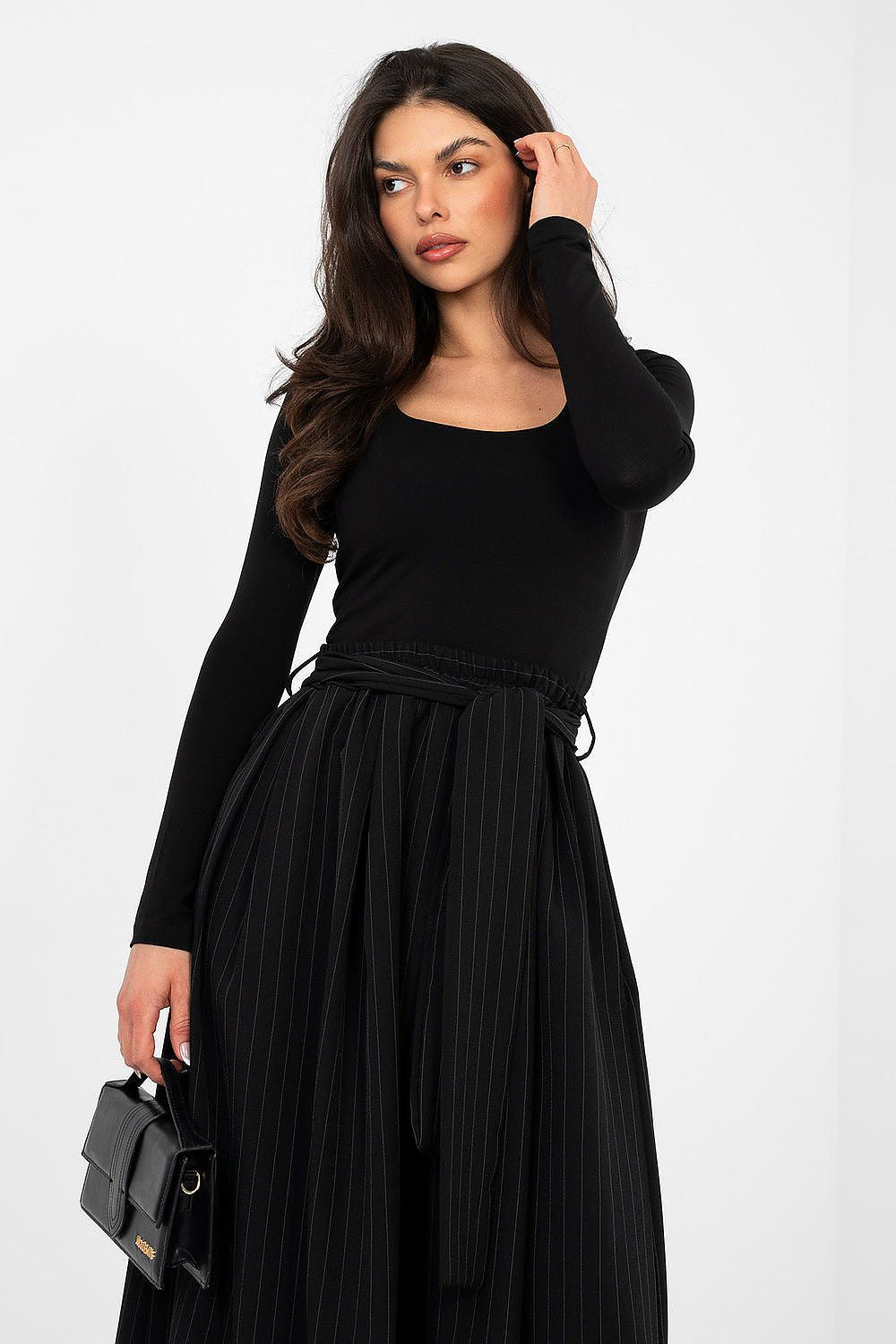  Halenka  model 224774 Rue Paris 