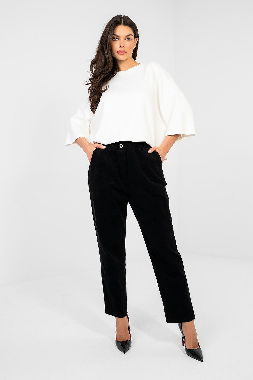  Kordové kalhoty model 224841 Italy Moda 