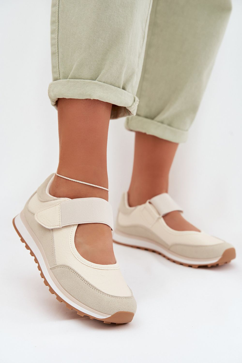  Polobotky  model 225100 Step in style 