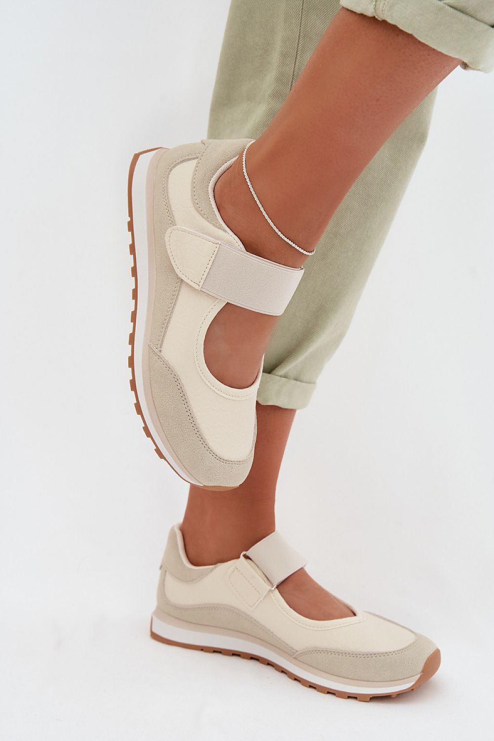  Polobotky  model 225100 Step in style 