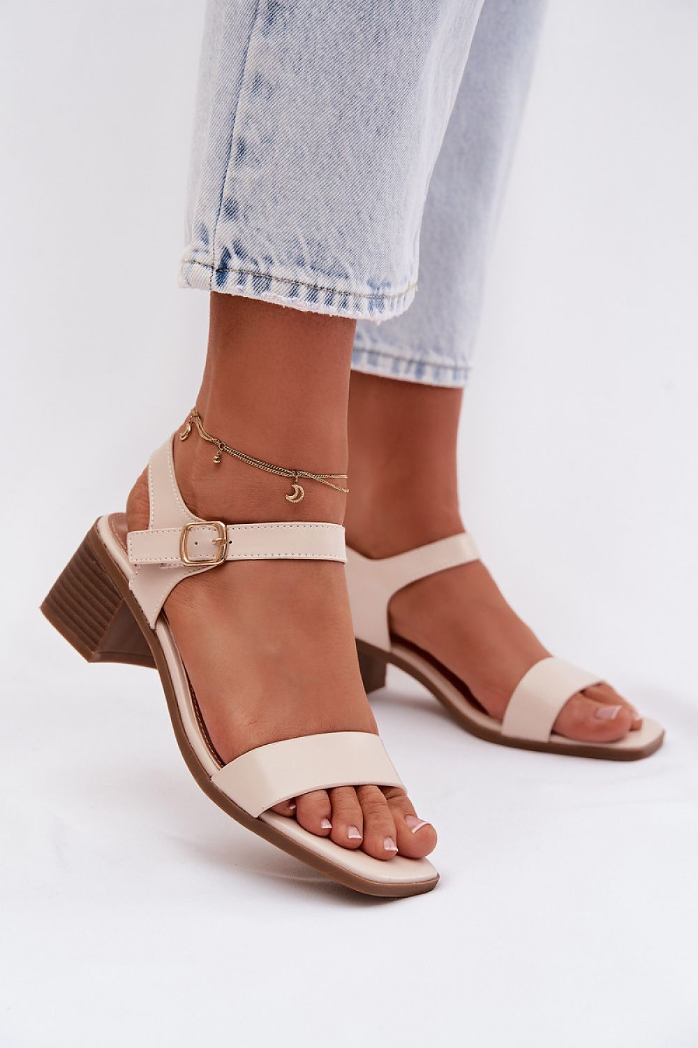  Sandály na podpatku  model 225112 Step in style 
