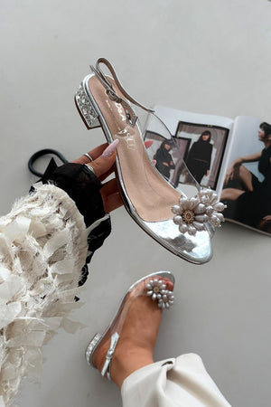  Sandály  model 225150 Step in style 