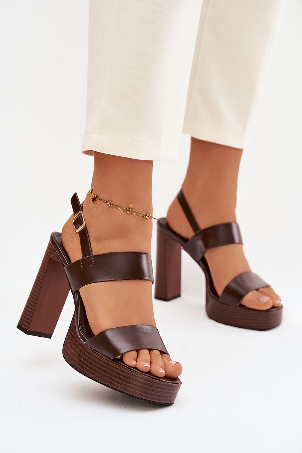  Sandály na podpatku  model 226115 Step in style 