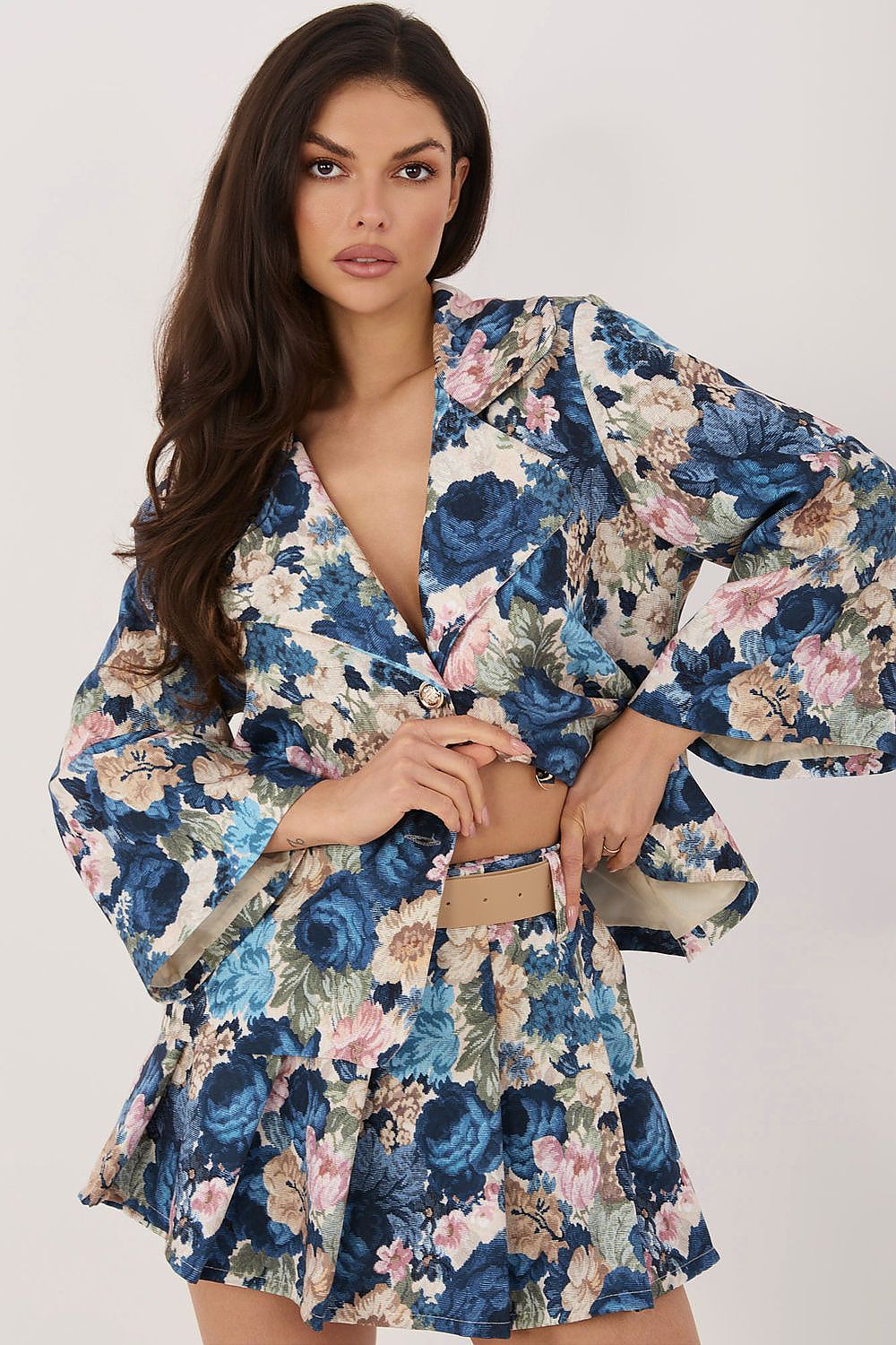  Kraťasy s sukňovou dolní částí model 226221 Italy Moda 