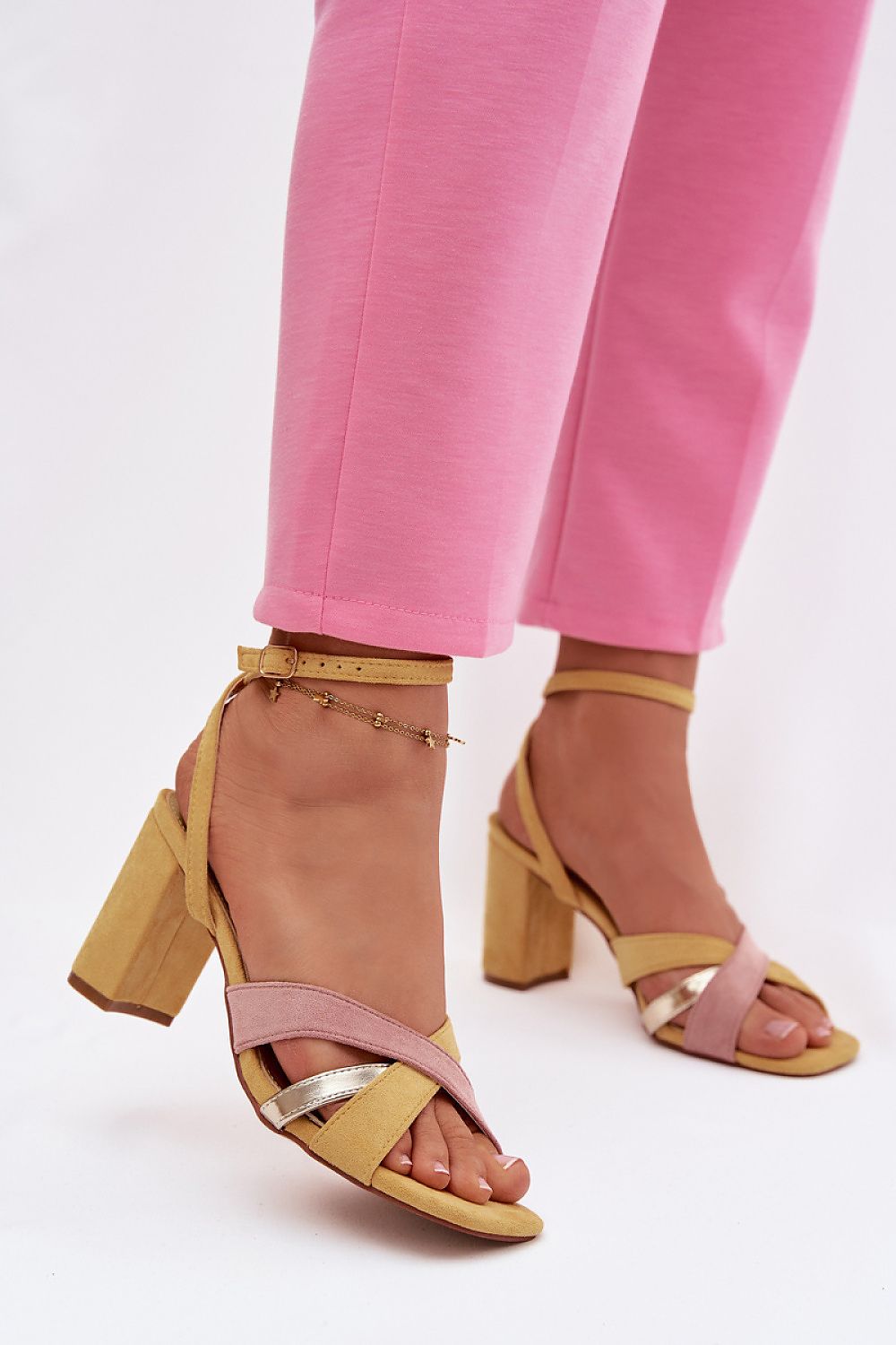  Sandály na podpatku  model 226336 Step in style 