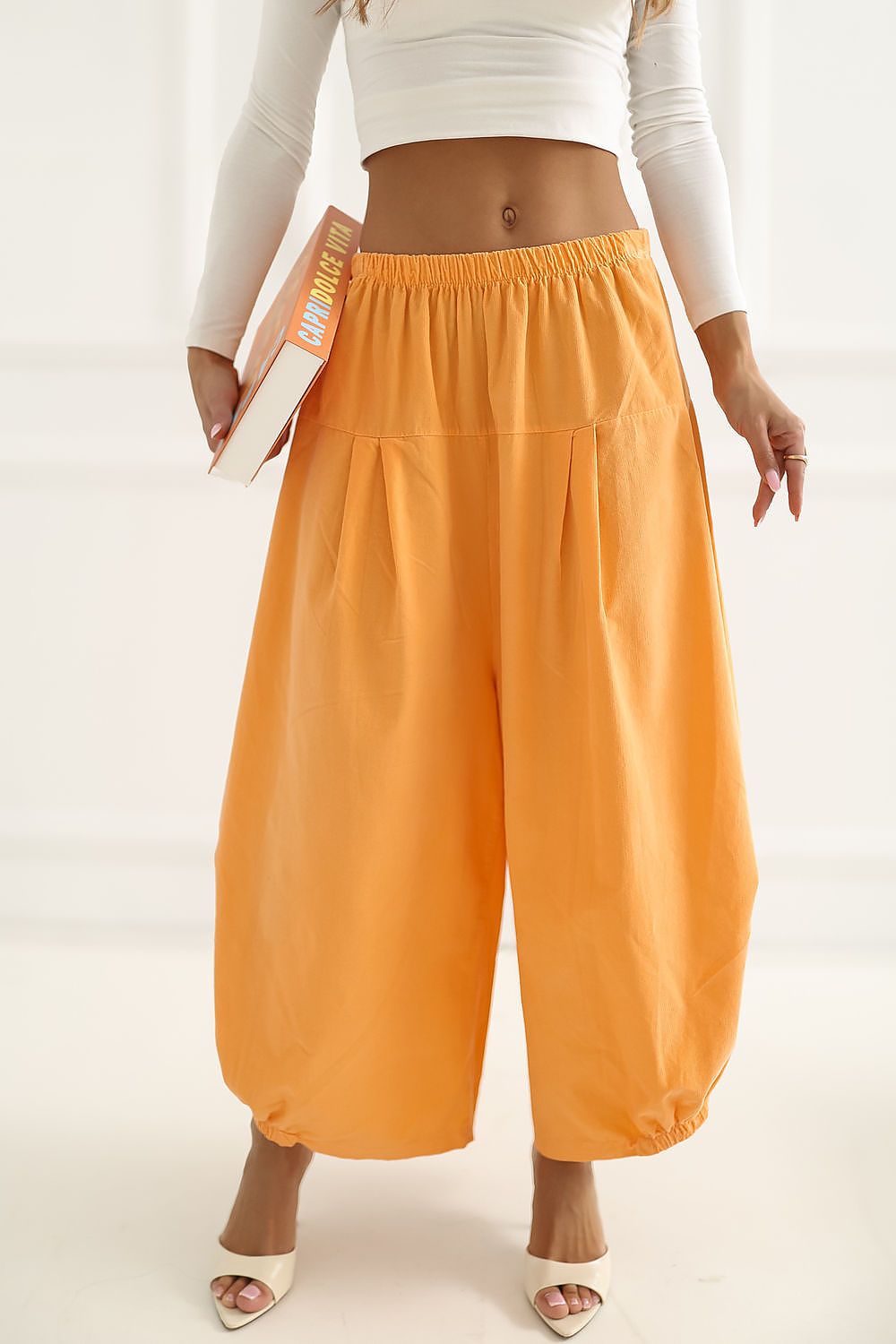  Kordové kalhoty model 226454 Italy Moda 