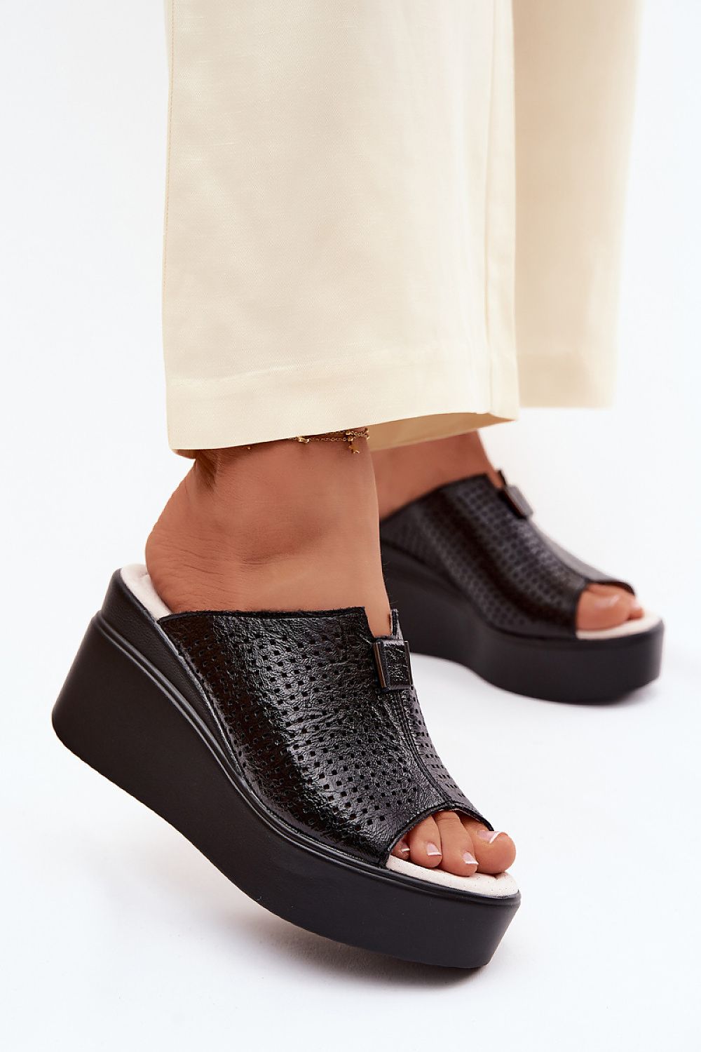  Bota na klínech  model 227430 Step in style 