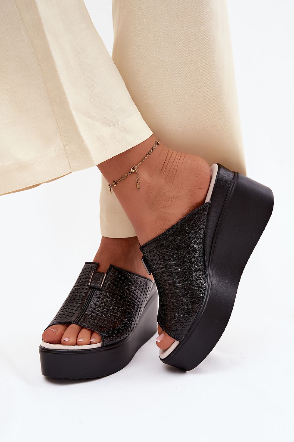 Bota na klínech  model 227430 Step in style 