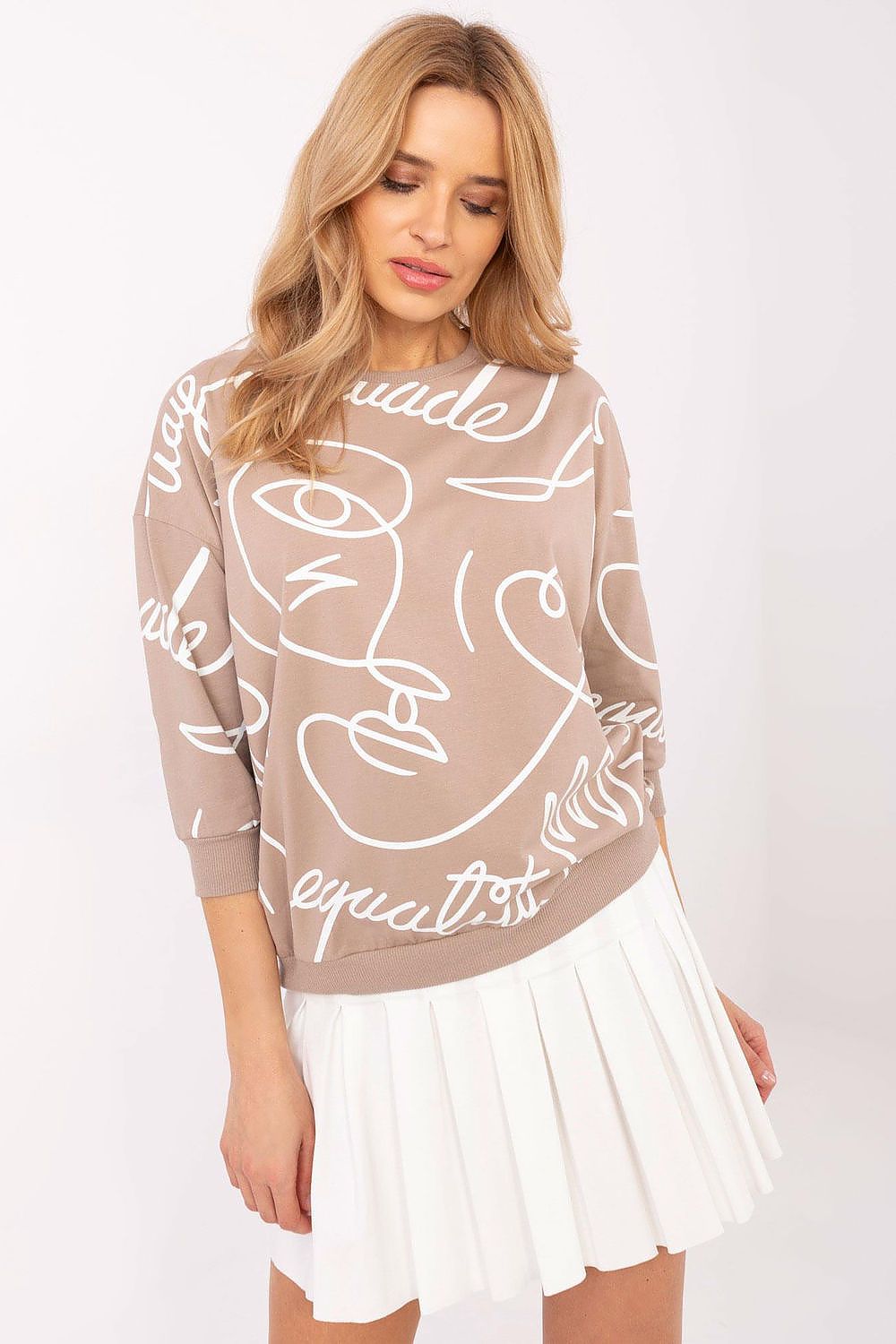  Halenka  model 227652 Rue Paris 