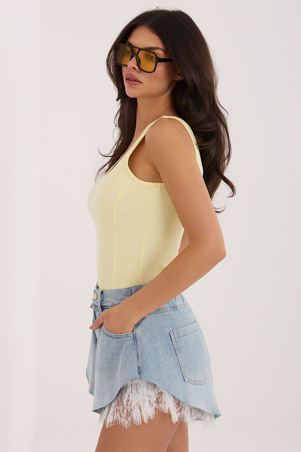  Top  model 227668 Rue Paris 