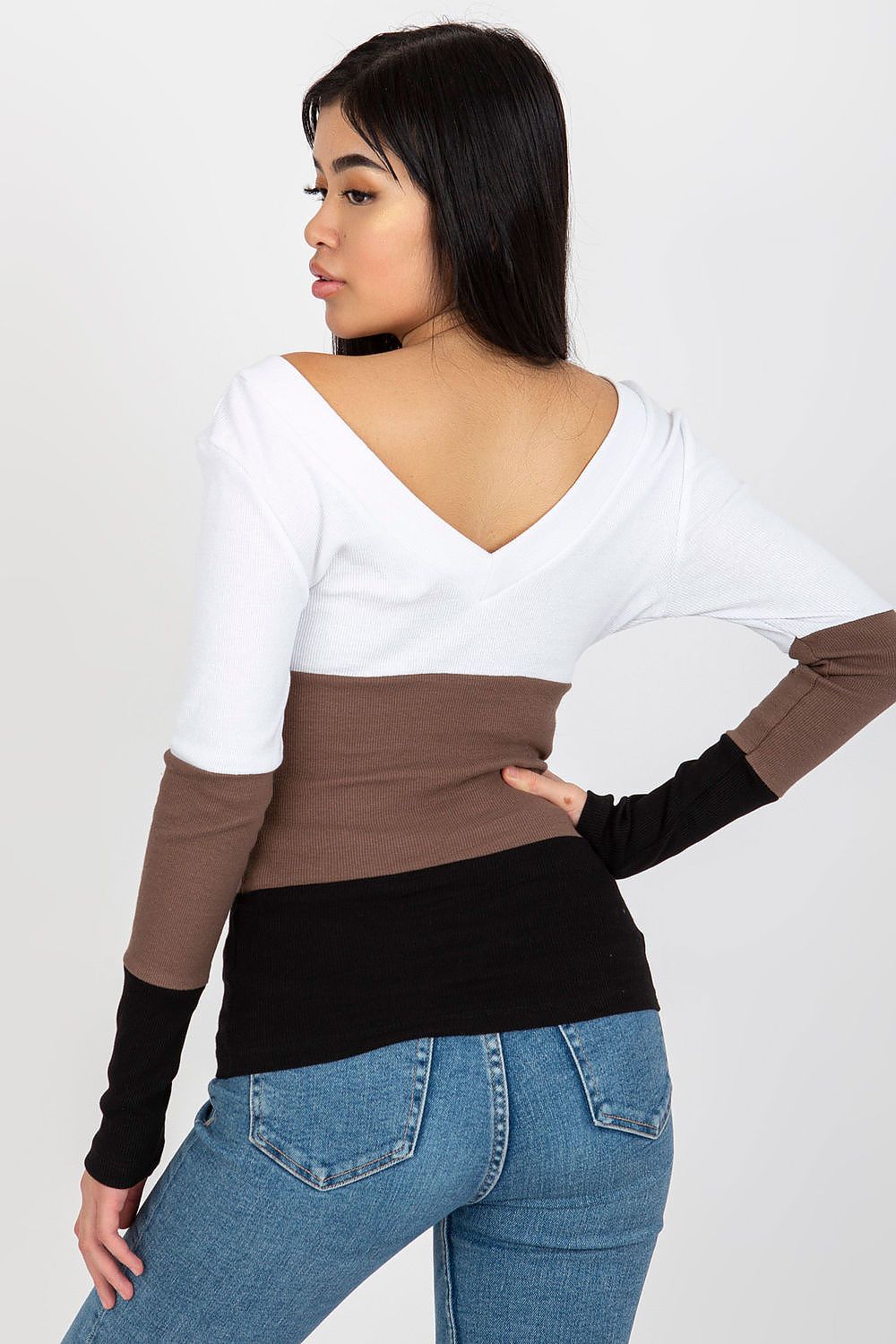  Halenka  model 175088 Rue Paris 