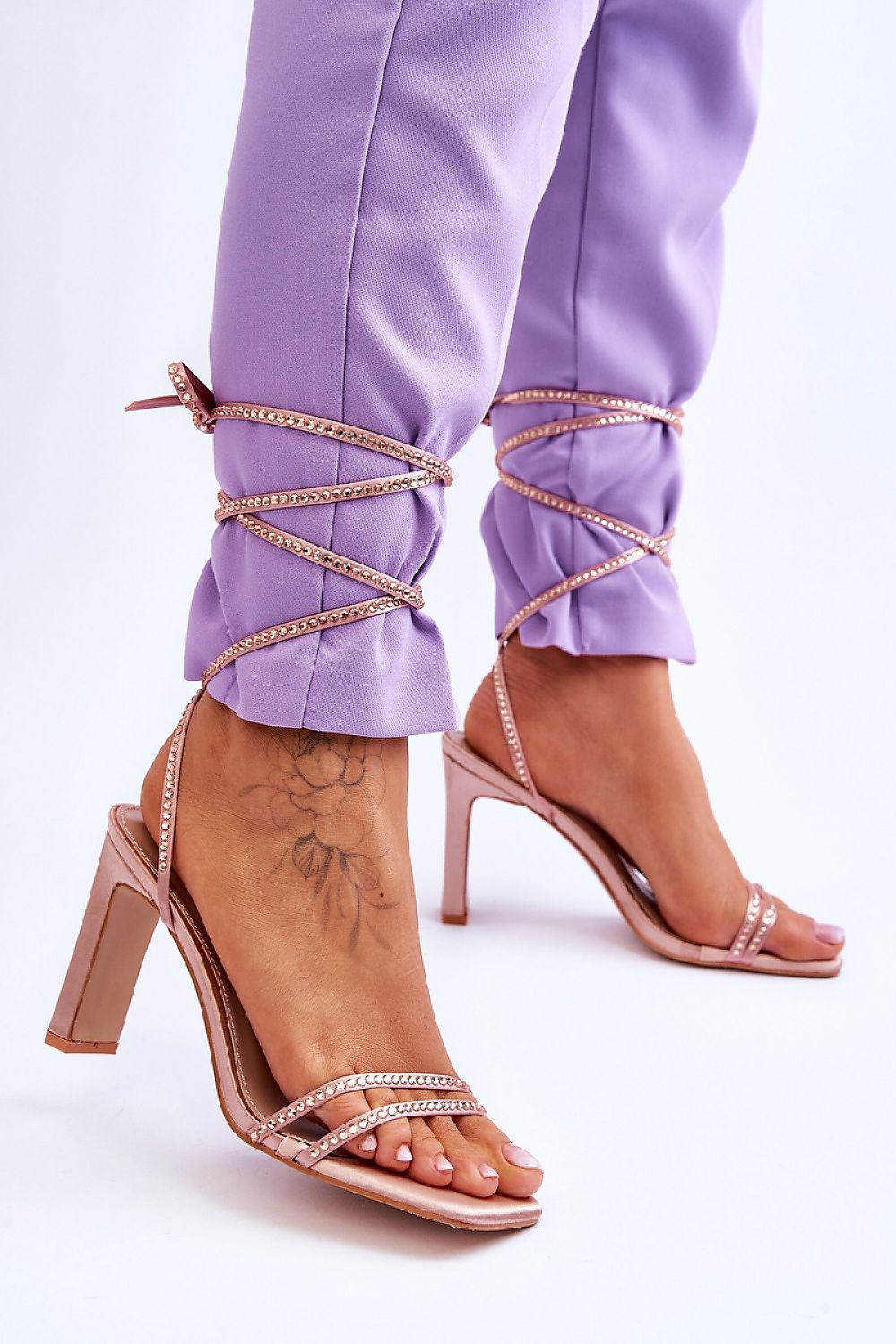 Sandály na šněrování model 179622 Step in style 