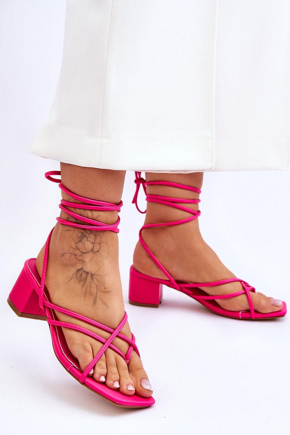  Sandály na šněrování model 180119 Step in style 